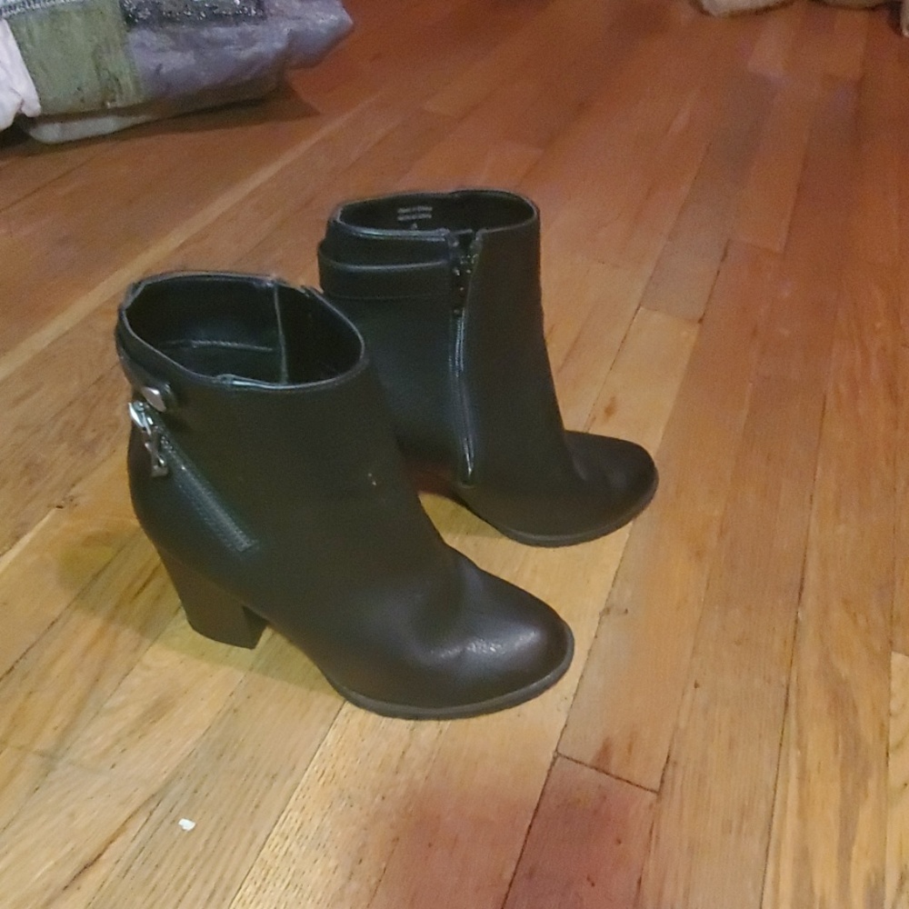 Black Heel Boots